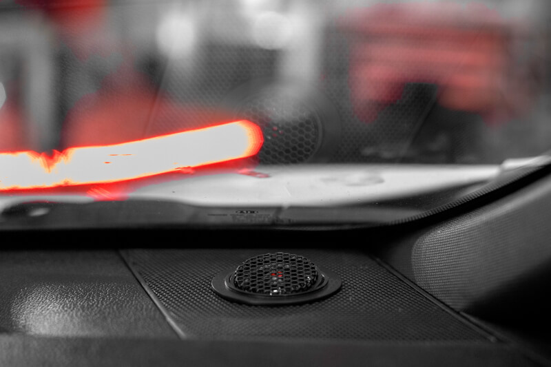 Врезная установка твитера в авто